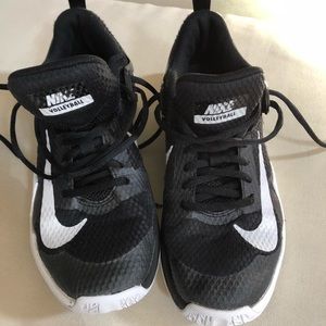 NIKE Women’s Volleyball Shoes